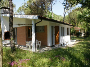  Lignano Riviera villa economica  Линьяно Пинета